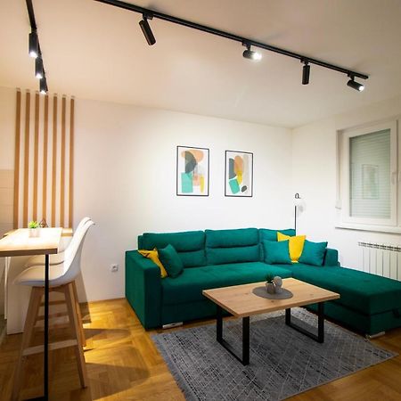 M&A Apartment-Easy Airport Lukavica 외부 사진
