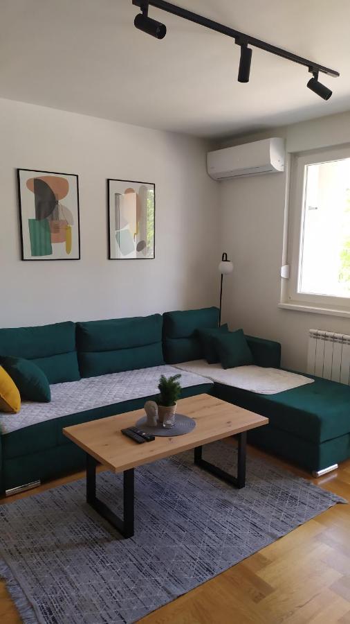 M&A Apartment-Easy Airport Lukavica 외부 사진